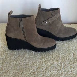 Eileen Fisher Tinker ankle boot